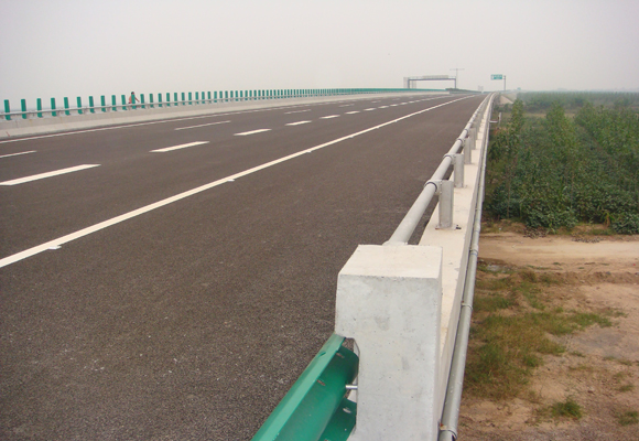 6、國(guó)家重點(diǎn)公路威烏線（S24）海陽(yáng)-即墨段高速公路工程項(xiàng)目